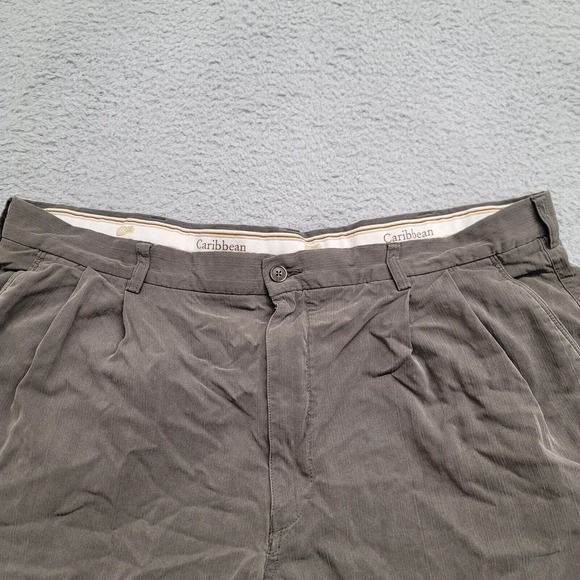 Caribbean Shorts Mens 40 Gray Cargo Outdoor Casual 9 Inseam Pockets Silk Pleated - Picture 2 of 11